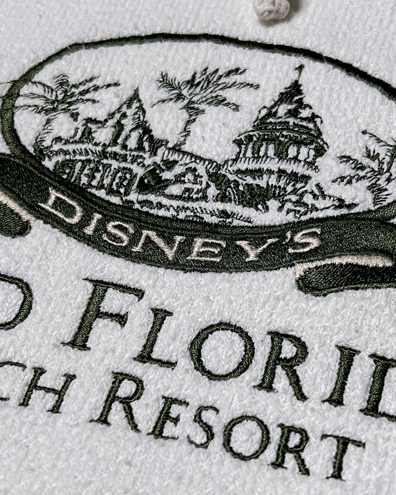 (XL) Vintage Disneys Grand Floridian Beach Resort Embroidered Sweater