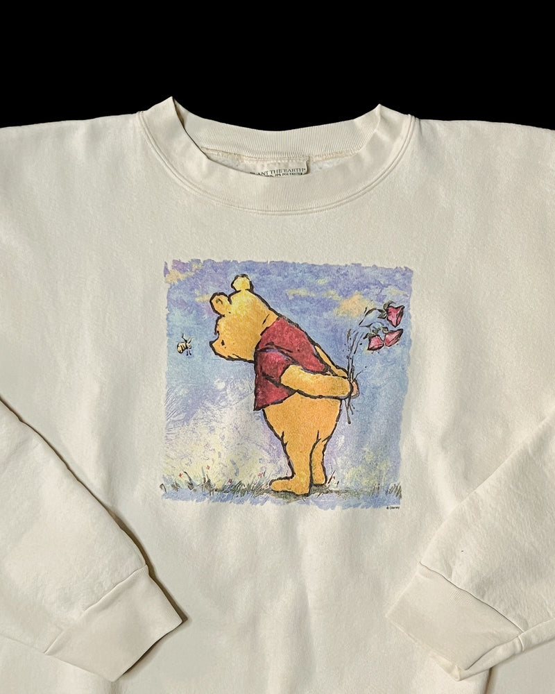 (XL) Vintage Classic Winnie the Pooh Bundle of Roses Crewneck Sweater