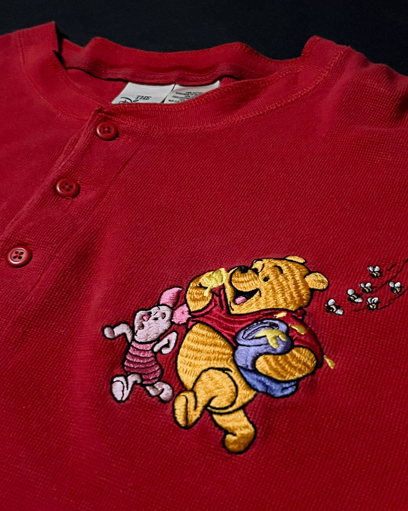(M) Vintage Piglet and Pooh Eating on the Go Red Embroidered Henley Shirt